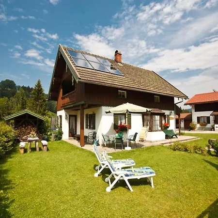 Hallweger Inkl. Chiemgaukarte Vakantiehuis *